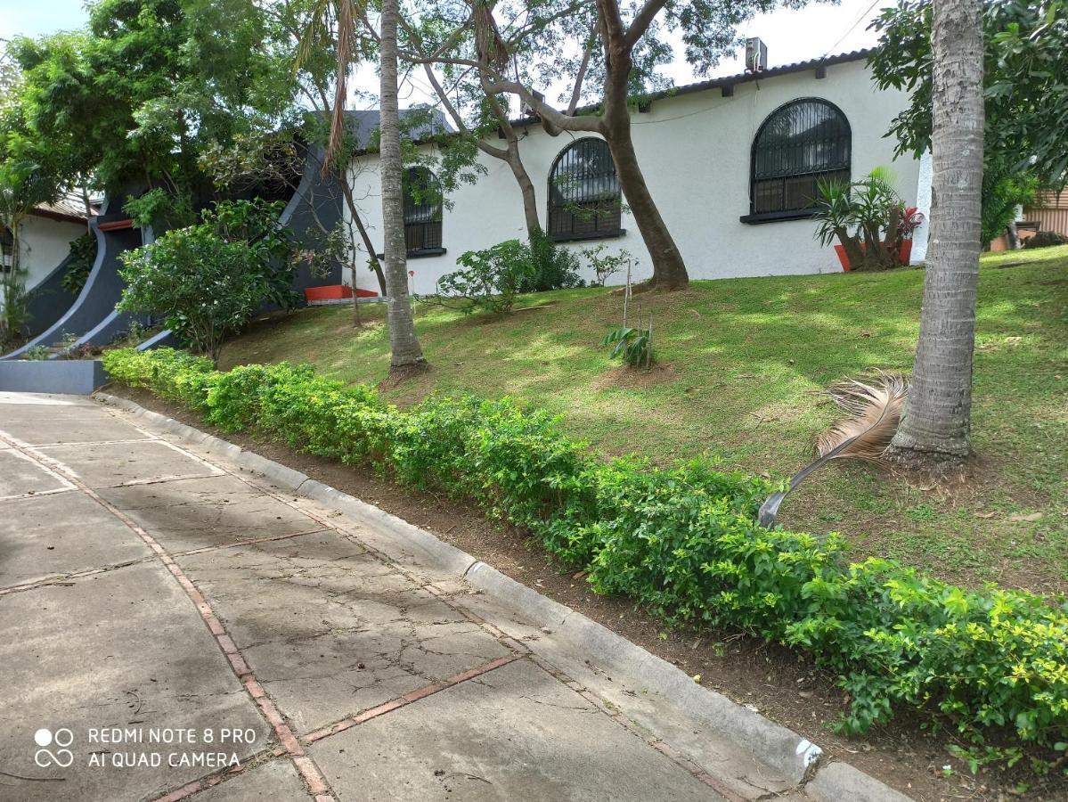Casona Del Valle Potrerillos Экстерьер фото